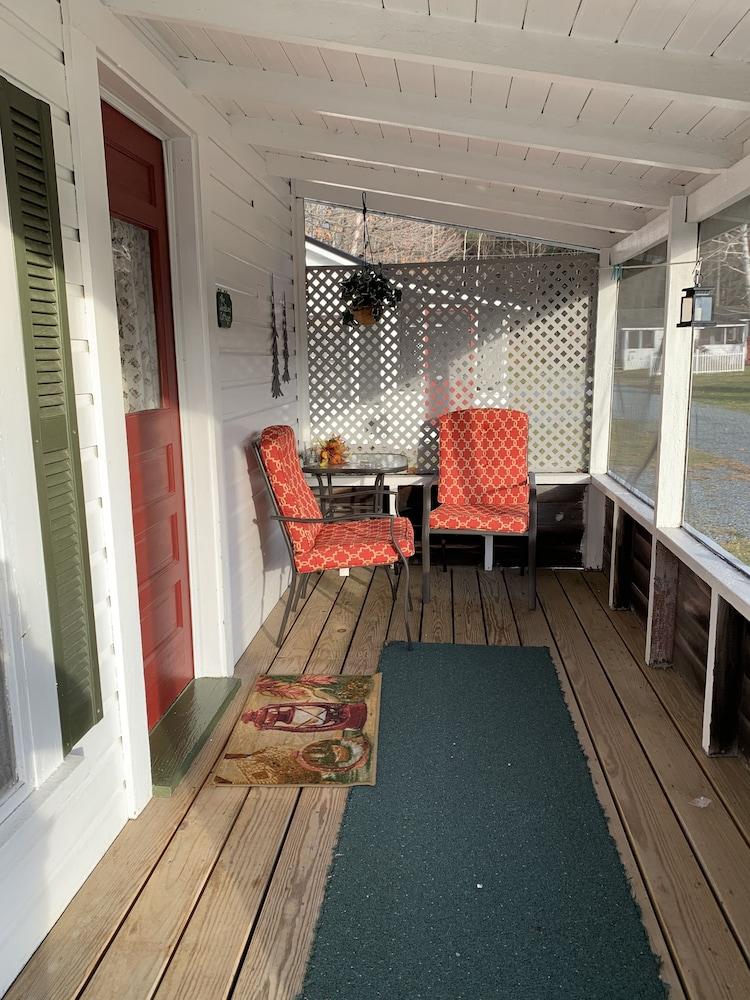 Carroll Motel & Cottages photo 34