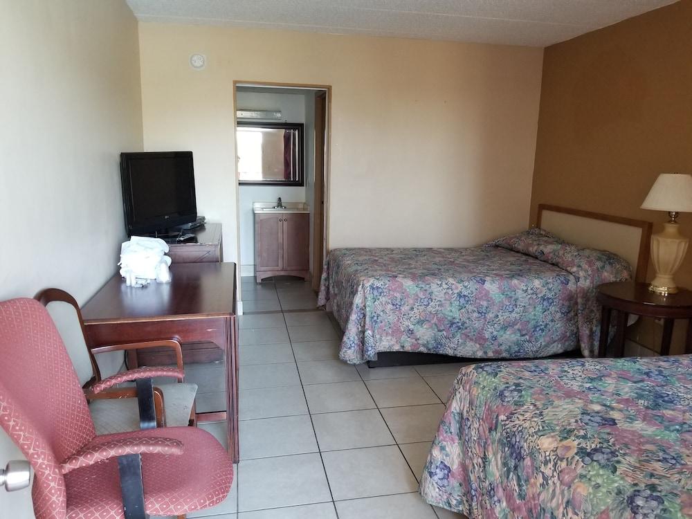 Cloud 9 Inn photo 25