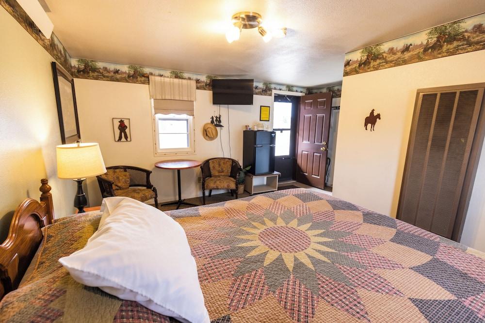 Sunset RV Park and Motel photo 12