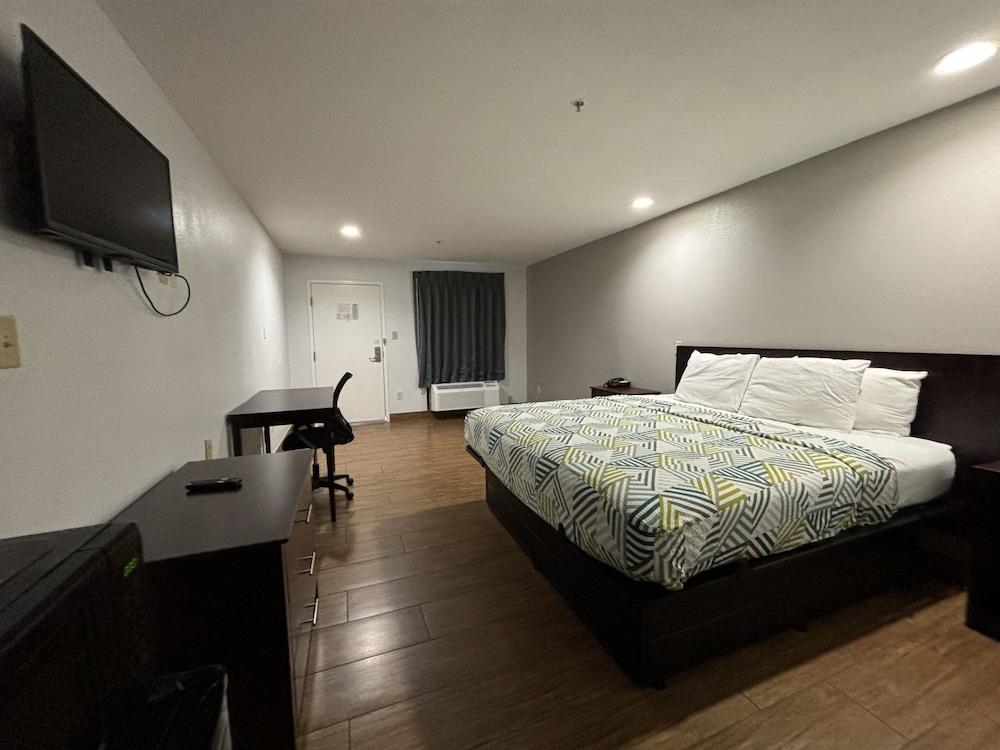 Motel 6 Denham Springs, LA photo 10