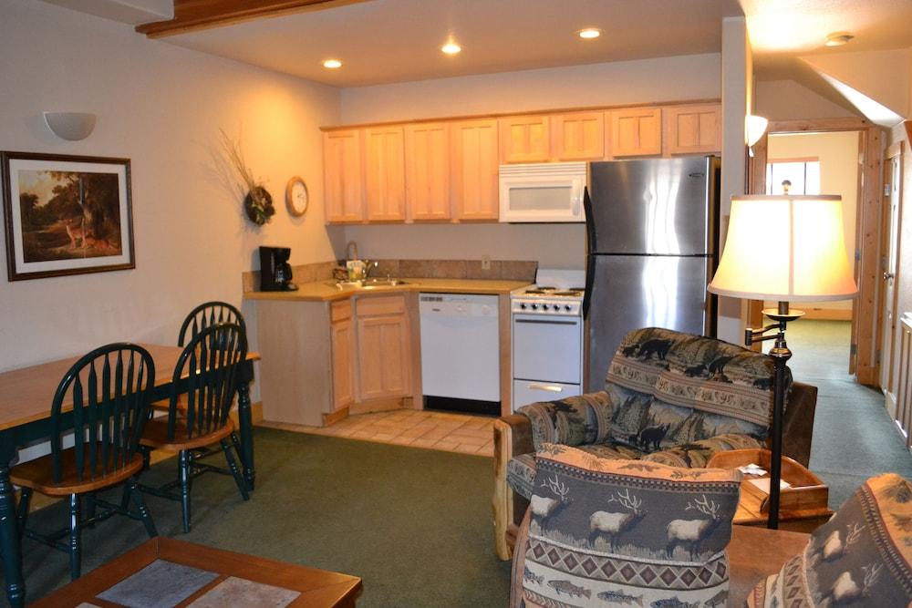 Eagle Fire Lodge & Cabins photo 19