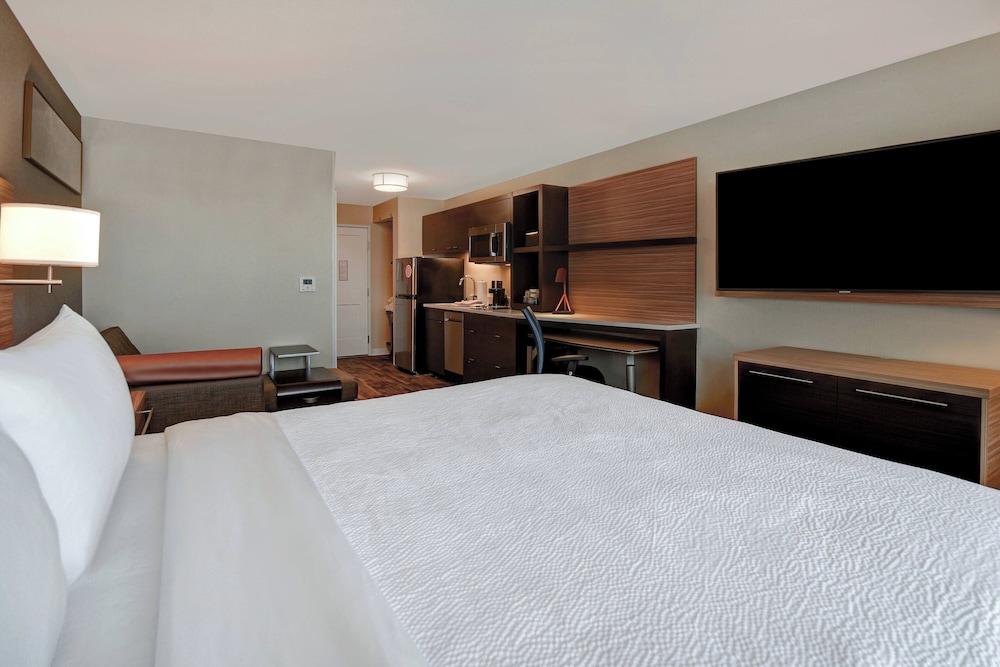 TownePlace Suites by Marriott Las Vegas Airport South photo 12