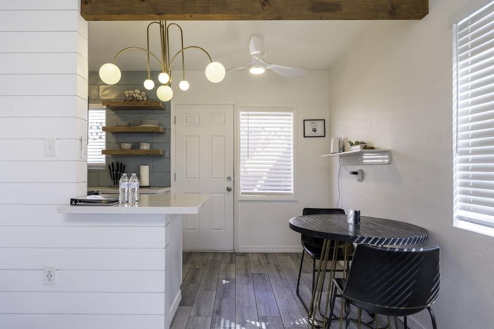 Ash & Ko Boutique Lodging photo 38