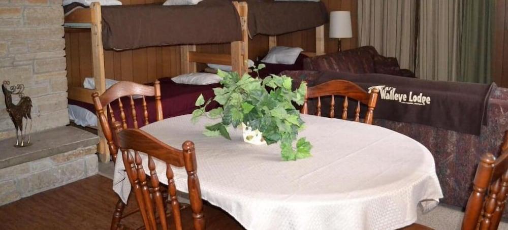 AJ's Lodge and Oven photo 17
