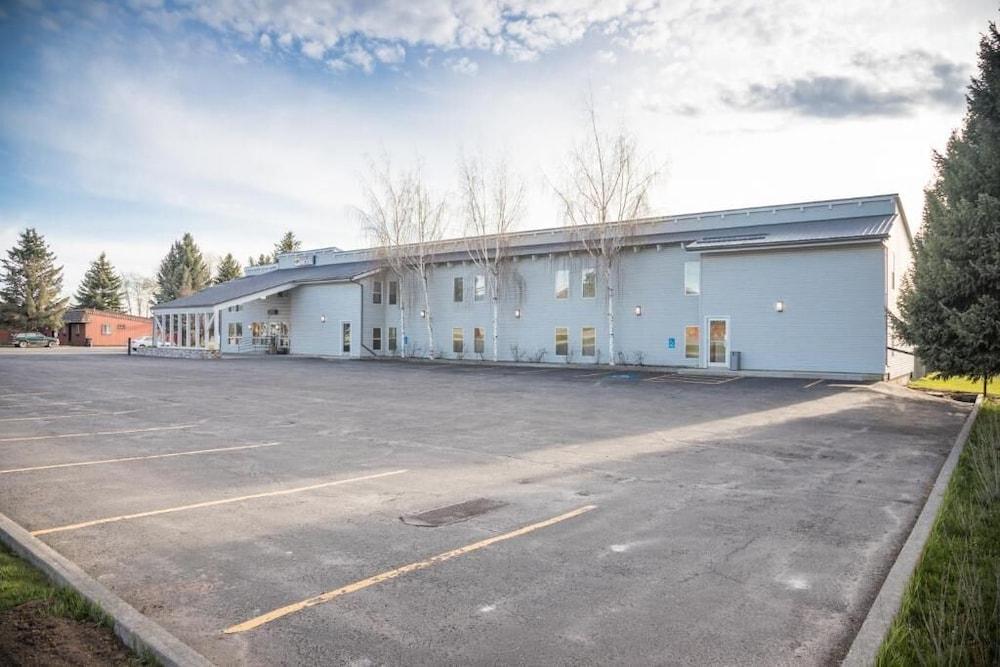 Teton West Motel photo 31