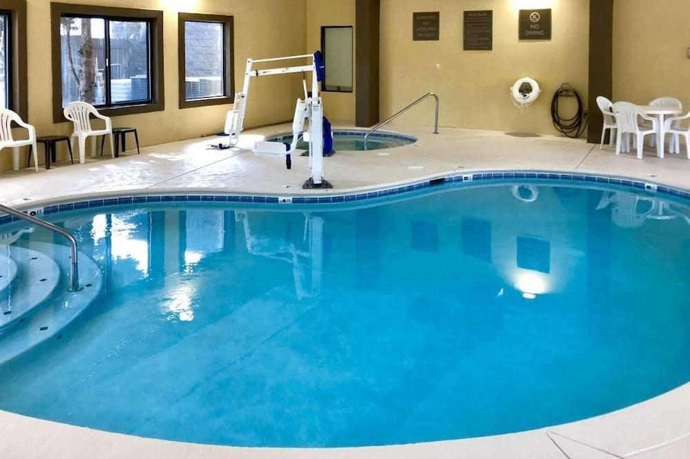 Vista Suites of Pigeon Forge photo 6