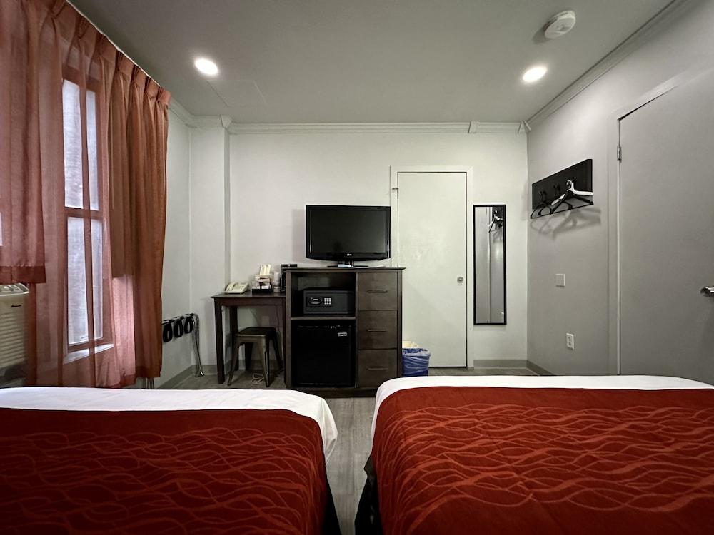 Heritage Hotel photo 13
