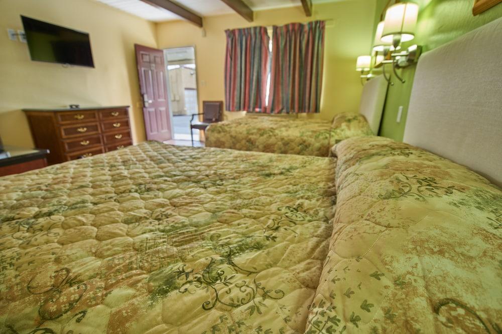 Budget Inn Vallejo/Napa Valley photo 41