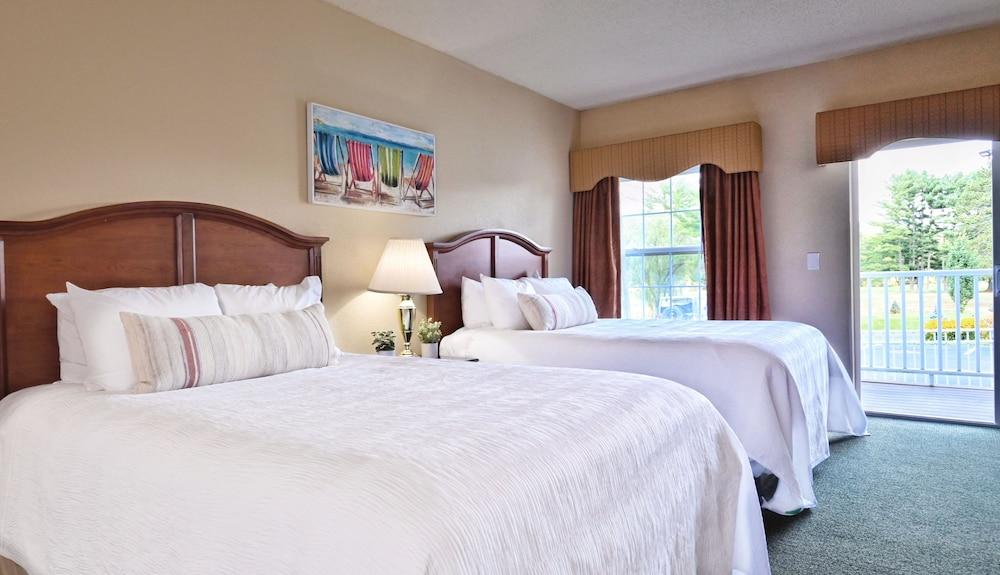 Four Seasons Island Resort photo 16
