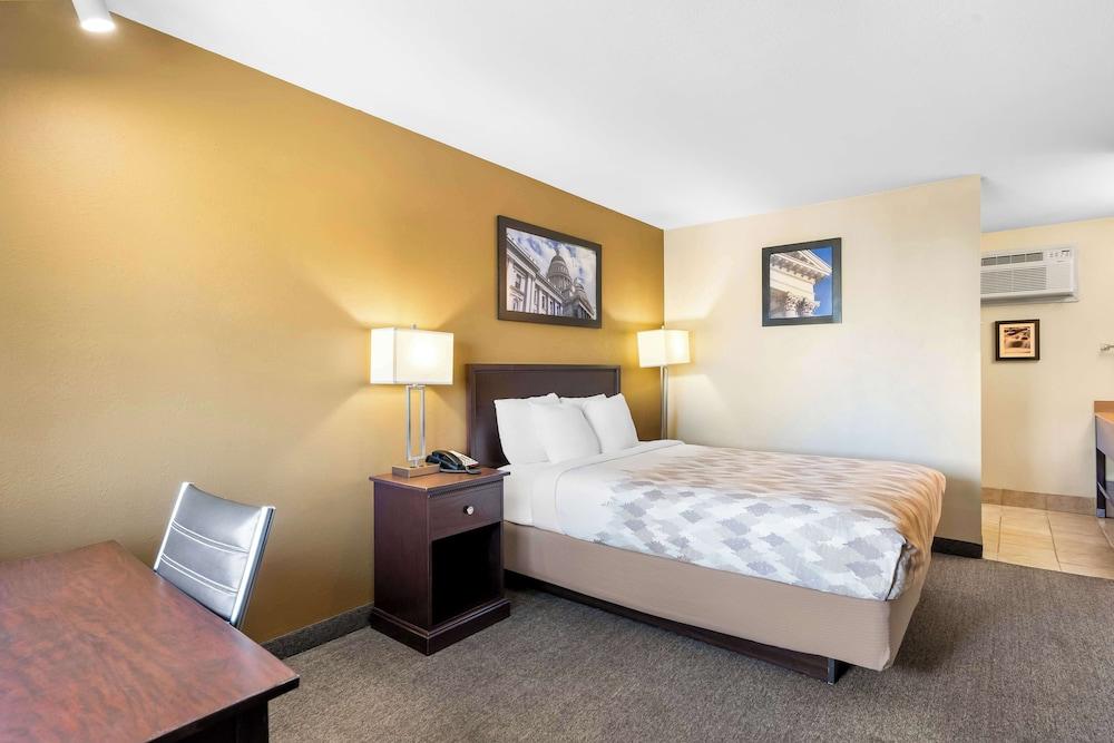 Americas Best Value Inn Yakima photo 15