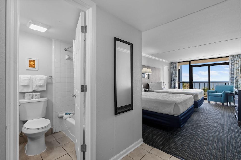 Grande Shores Ocean Resort photo 14