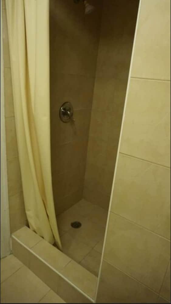 Hollywood Roxy Hotel photo 33