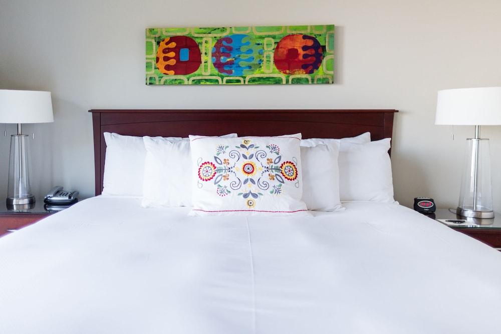 Whale Cove Inn photo 13
