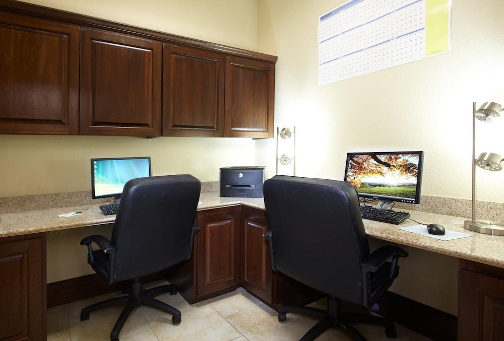 Holiday Inn Express & Suites Deer Park by IHG photo 27