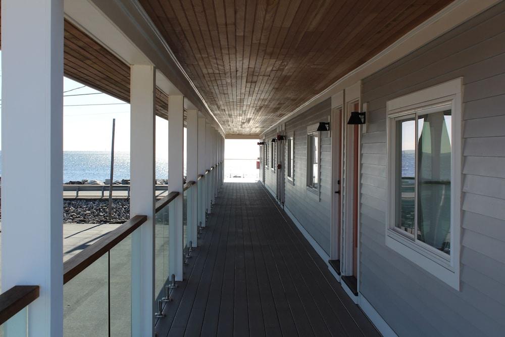 York Beach Surf Club photo 31
