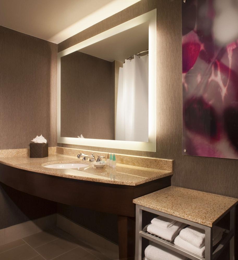 Hyatt Regency Long Island photo 13
