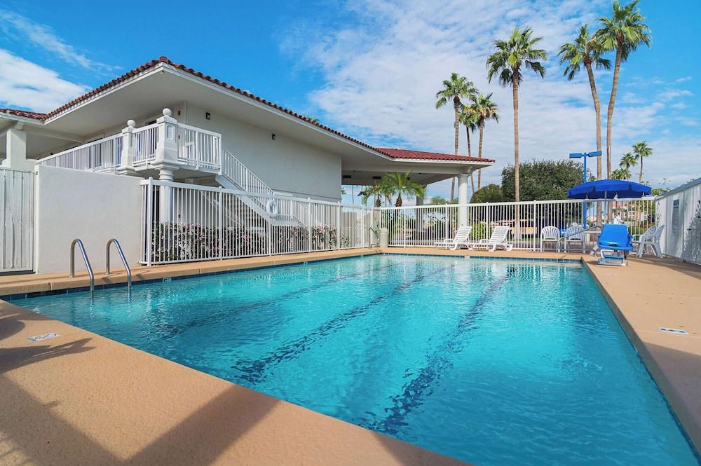 Motel 6 Chandler, AZ photo 32