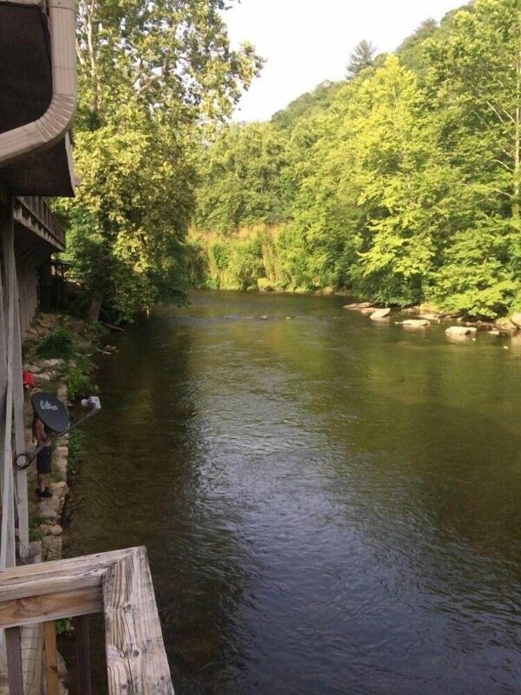 Drama Inn photo 26