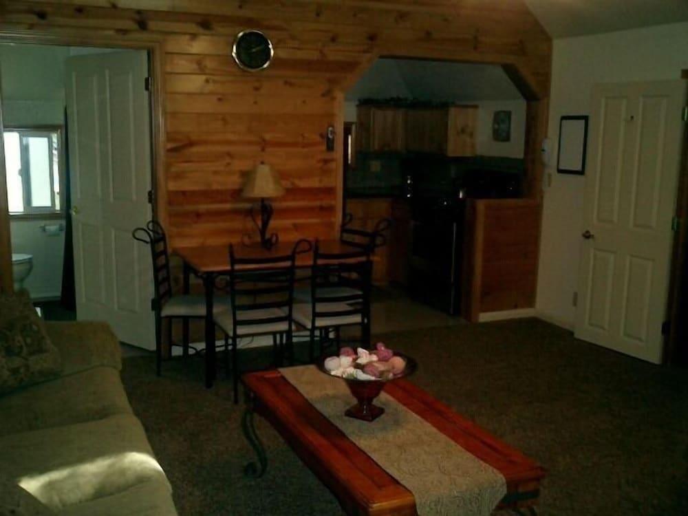 Lazy Z Resort photo 53