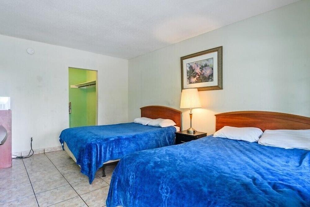 Sky Islands Hotel photo 3