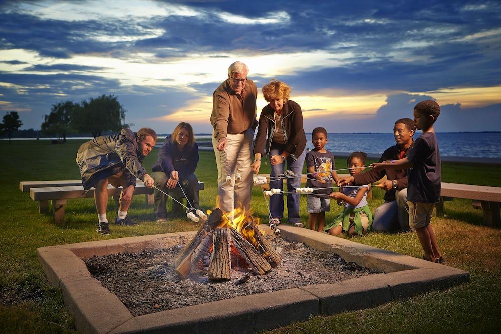 Maumee Bay Lodge and Conference Center photo 14