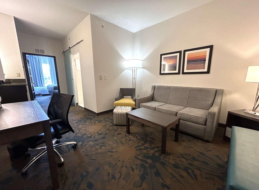 Best Western Erie Inn & Suites photo 6