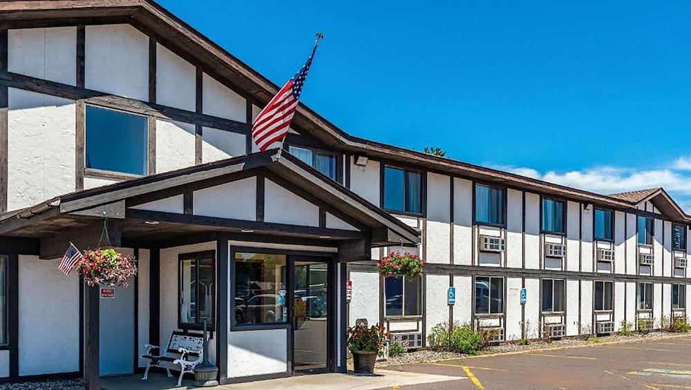 Magnuson Hotel Ironwood — hotel in Ironwood