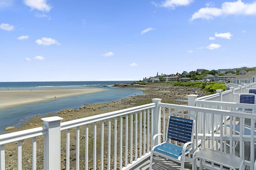The Sparhawk Oceanfront Resort photo 5