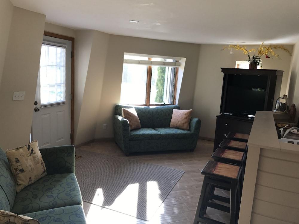 Harbor Light Inn photo 53