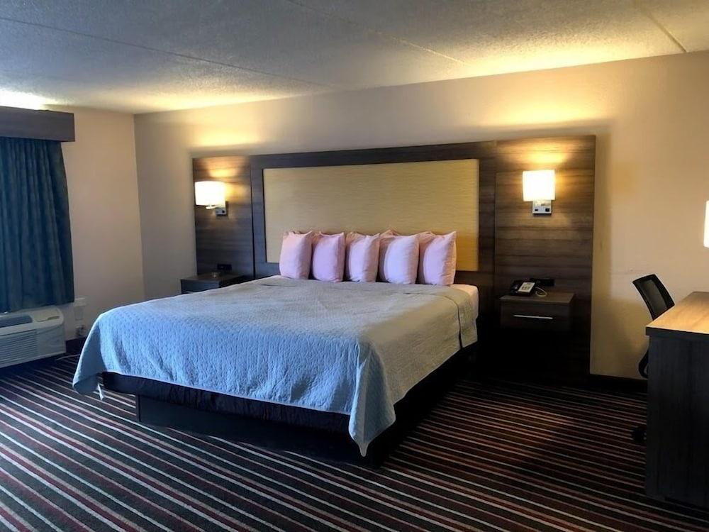 Legacy Inn Sumner photo 30