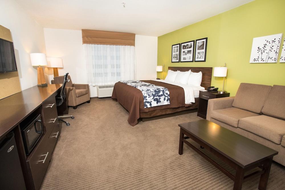 Sleep Inn & Suites Gulfport photo 9