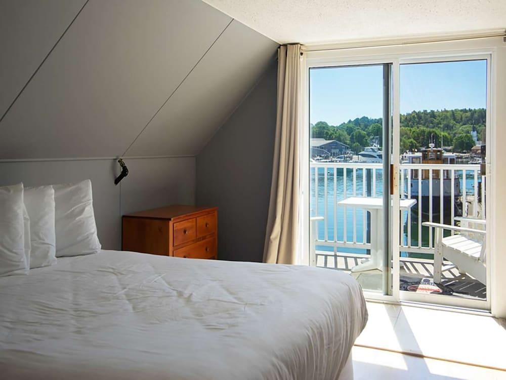 Fishermans Wharf Inn photo 48