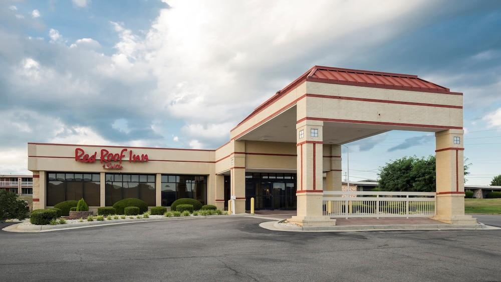 Quality Inn & Suites photo 1