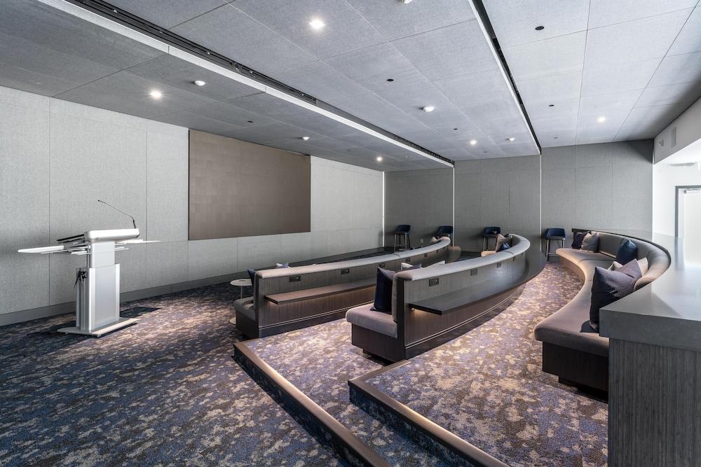 Innovation Hotel photo 12