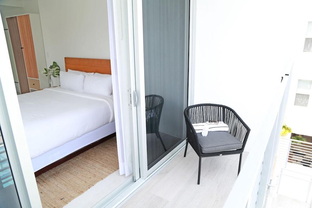 The Meridian Miami Beach photo 11