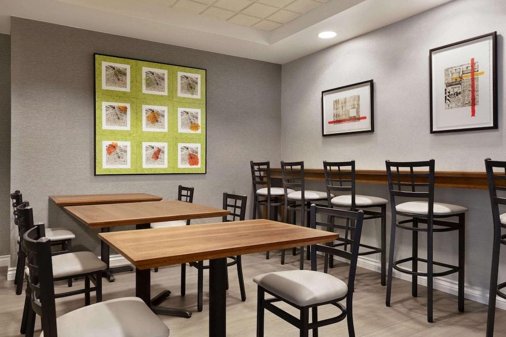 Wingate by Wyndham Greenwood Village/Denver Tech photo 29