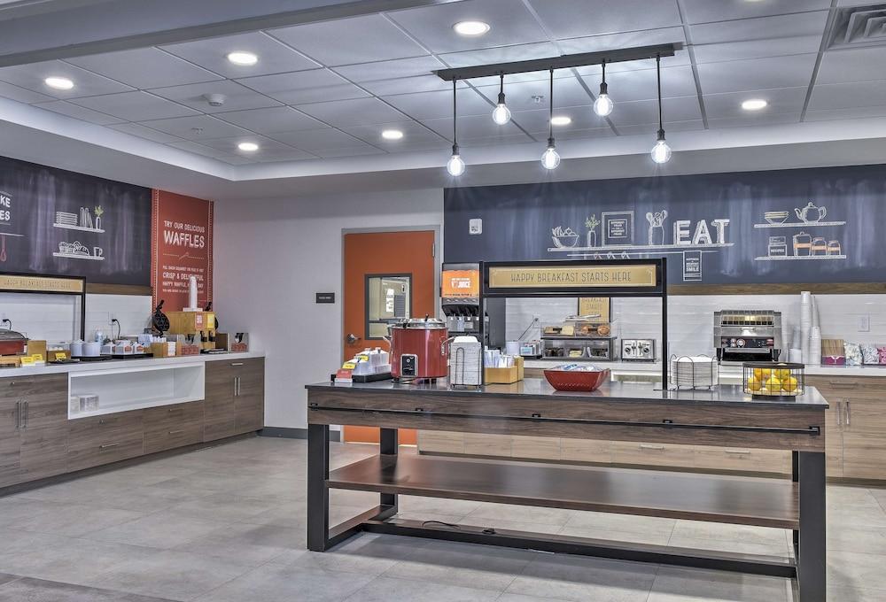 Hampton Inn & Suites Keene photo 11