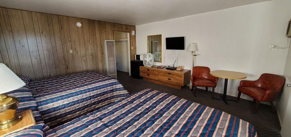 Budget Inn photo 25