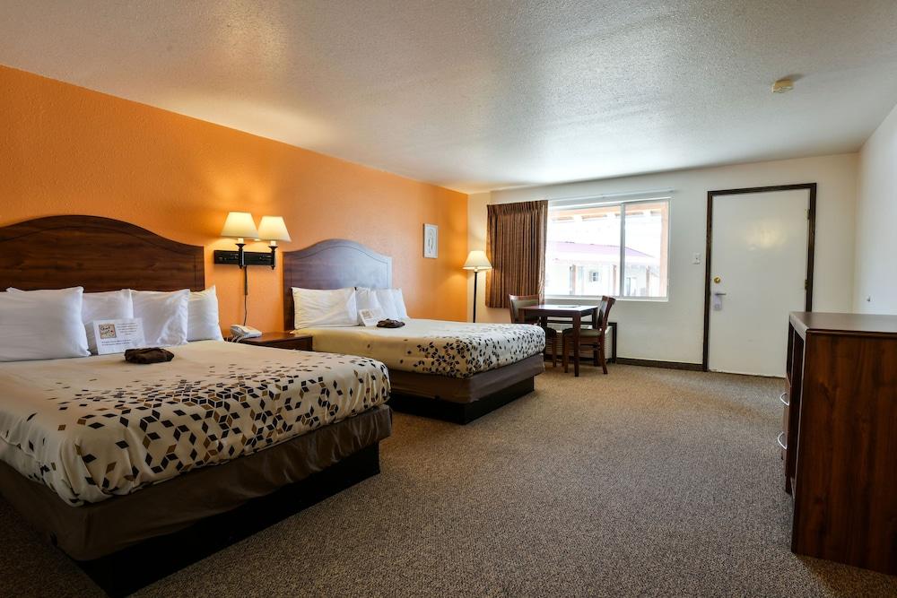 Adventure Inn & Motel photo 8