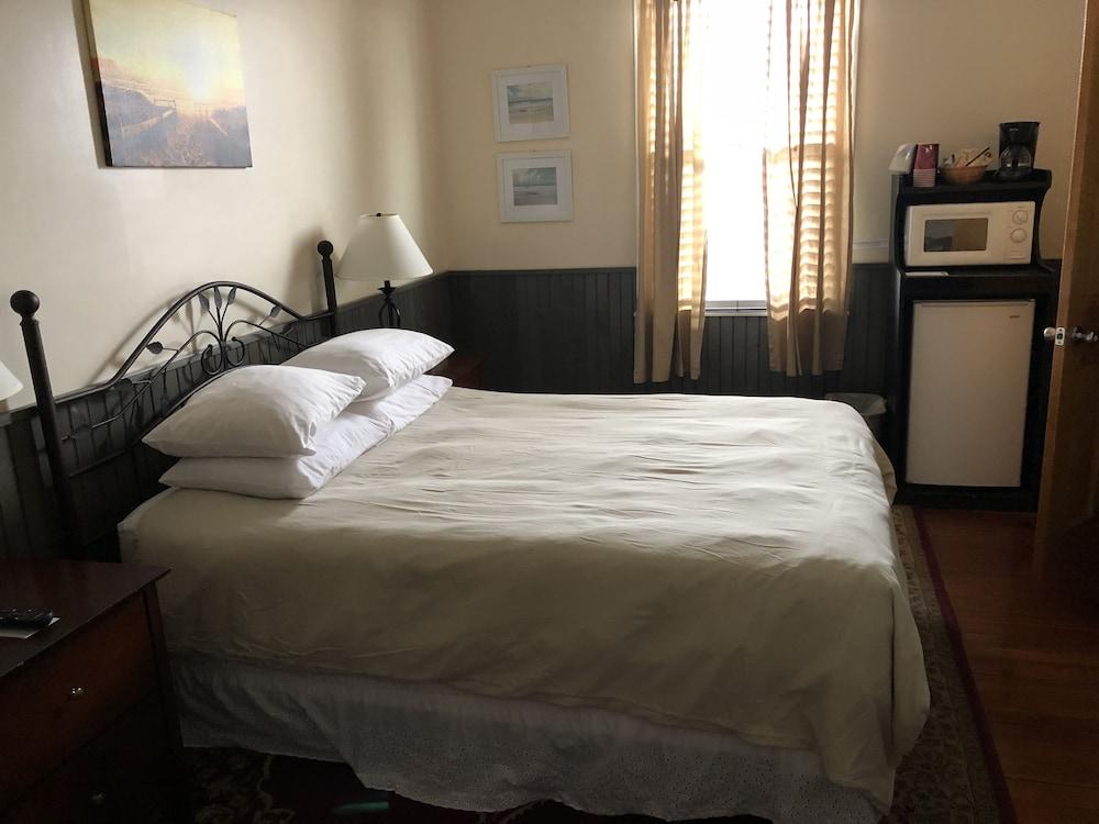 Water Street Inn photo 8