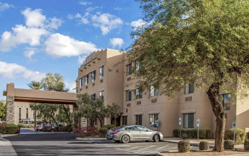 Fairfield Inn & Suites by Marriott Scottsdale Old Town photo 11