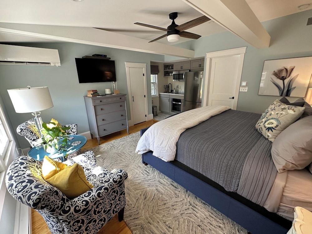 Inn at Perkins Cove photo 83