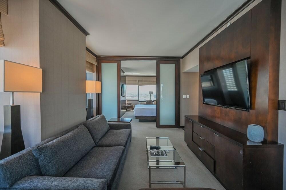 StripViewSuites at Vdara photo 55
