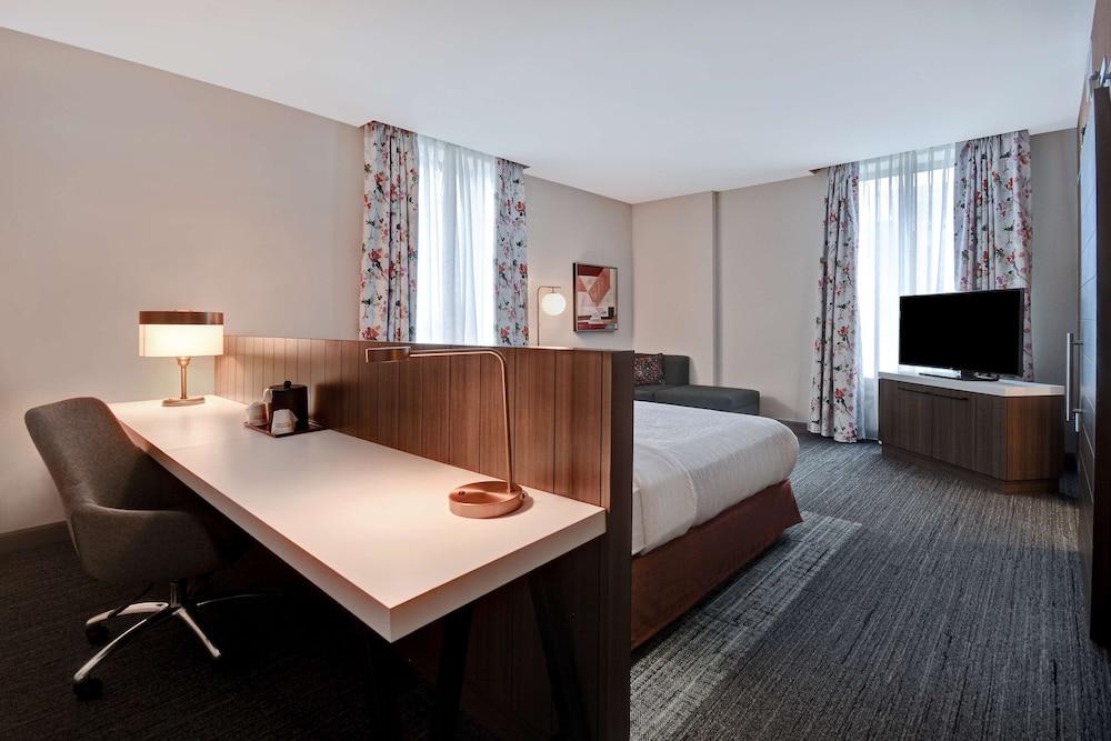 Hilton Garden Inn Kalamazoo photo 21