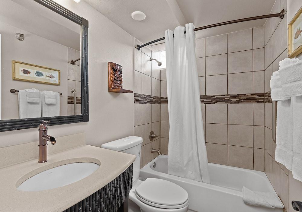Castle Bamboo Waikīkī Hotel photo 33
