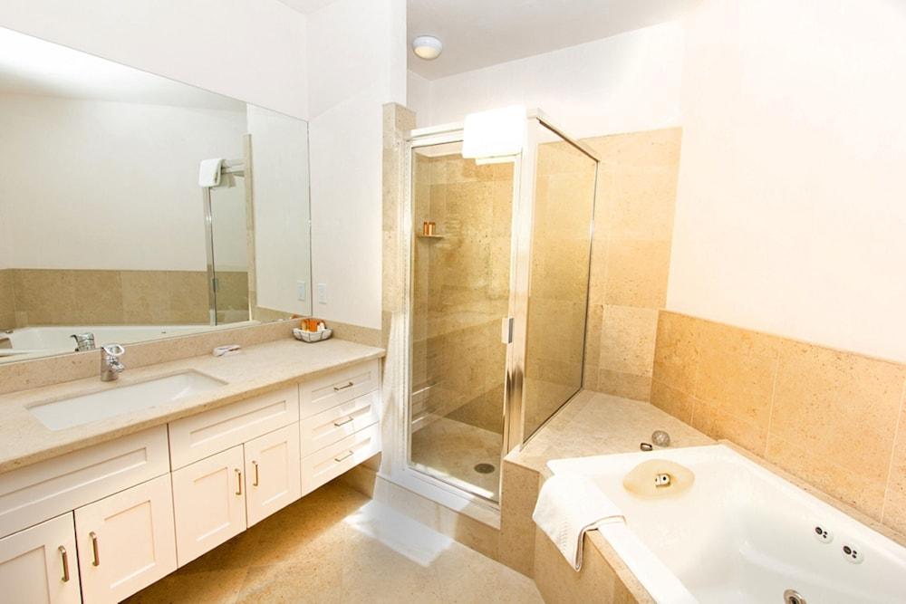 Camel's Garden Hotel photo 46