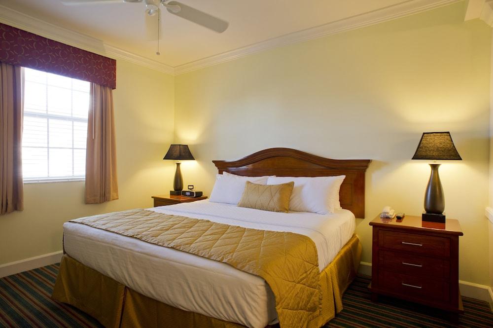 Hilton Vacation Club Grand Beach Orlando photo 18