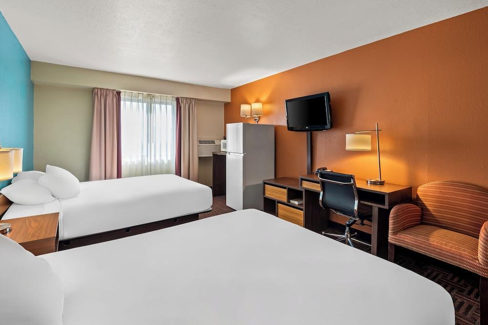 Rodeway Inn Effingham North photo 1