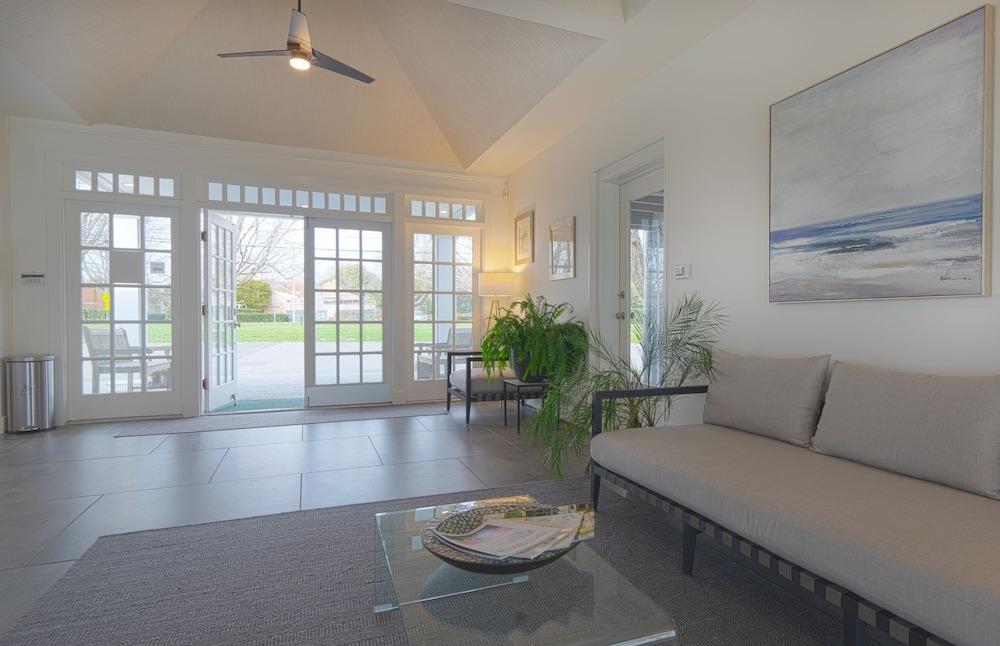 East Hampton House Resort photo 24
