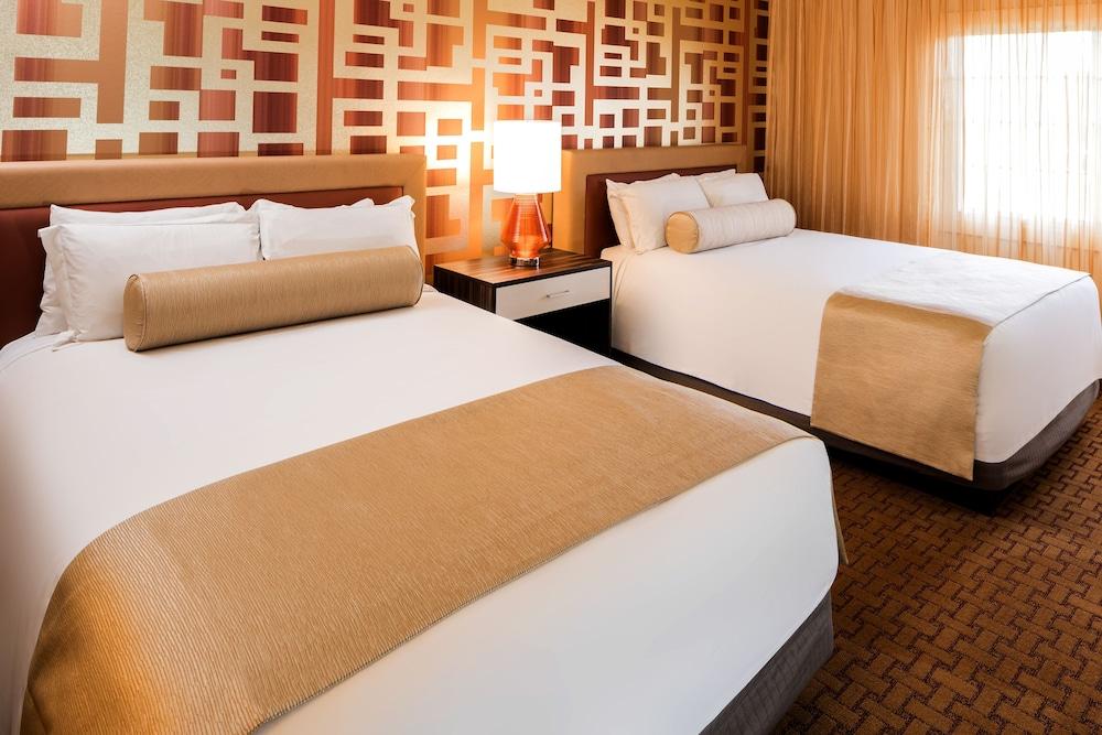 Eureka Casino Resort photo 8